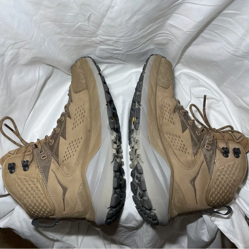 Hoka Women's Brown Hiking Boot - Picture 7 of 10